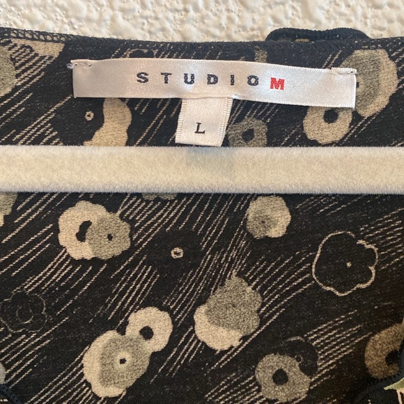 Studio M, RARE juniors large - Picture 4 of 5